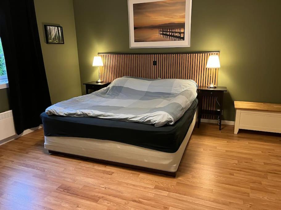 Stue, Soverom Og Bad Apartment Amot