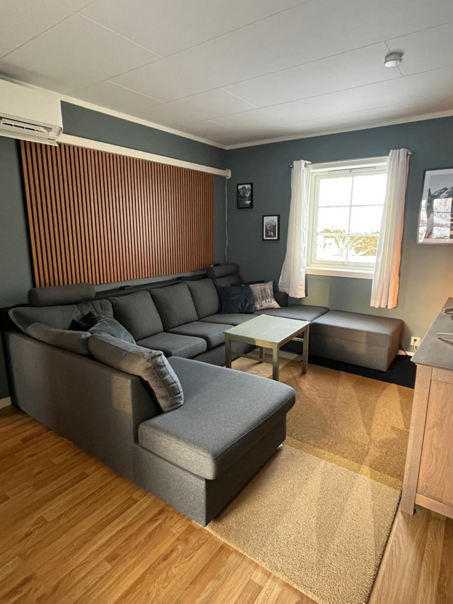 Apartment Stue, Soverom Og Bad *