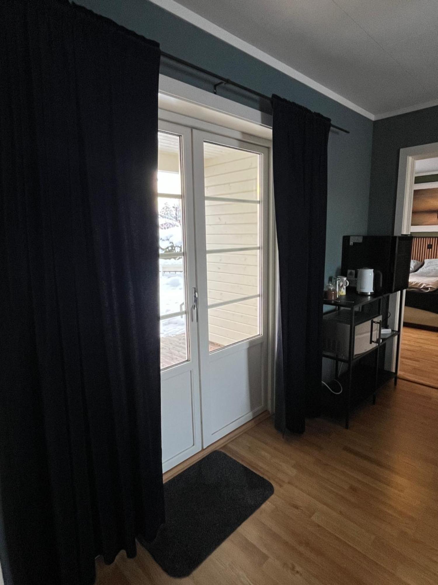 Stue, Soverom Og Bad Apartment Amot